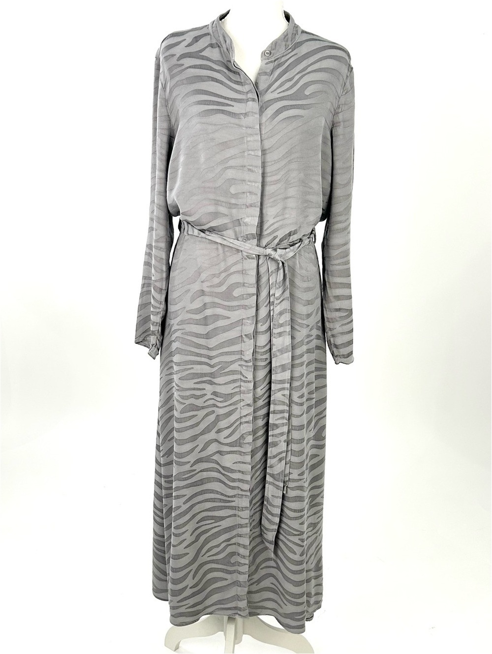 Bella Dahl Gray Zebra Jacquard Tie Waist Midi Shirt Dress M